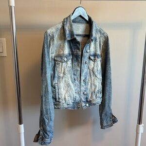 🖤 Distressed Denim Jacket